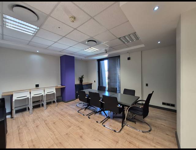 412M² OFFICE TO LET IN SANDTON CENTRAL